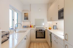 Kitchen- click for photo gallery